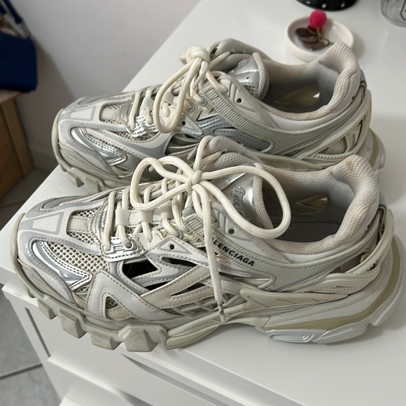 Balenciaga Track Sneakers - Picture 3 of 7